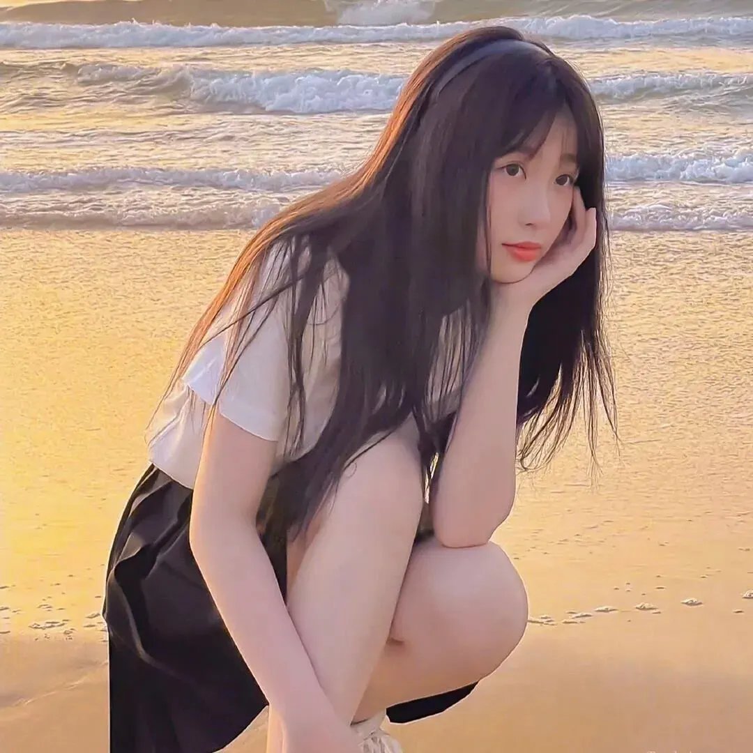 接近无限的白